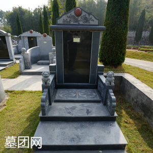 艺术D型碑